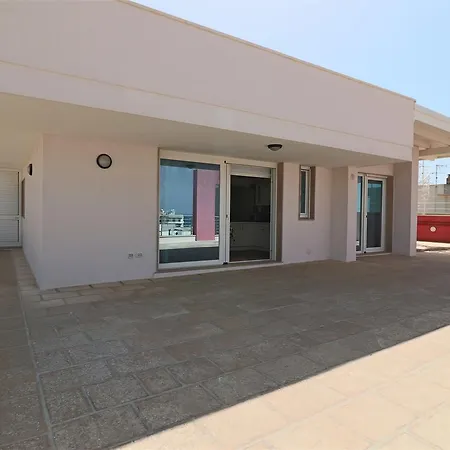 Attico Alieni Panoramico A Holiday home