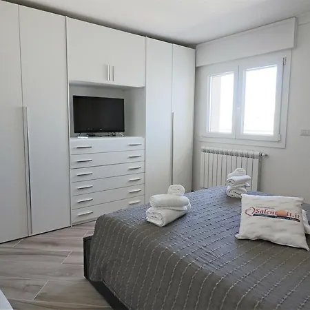 Holiday home Attico Alieni Panoramico A