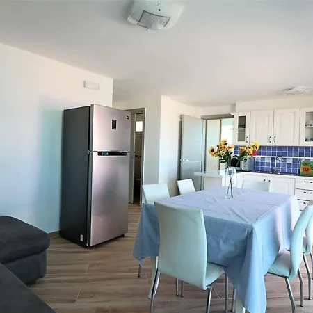 Attico Alieni Panoramico A Holiday home *