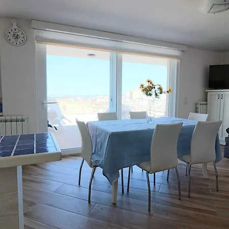 Attico Alieni Panoramico A Holiday home
