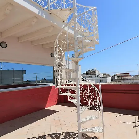 Attico Alieni Panoramico A Holiday home *