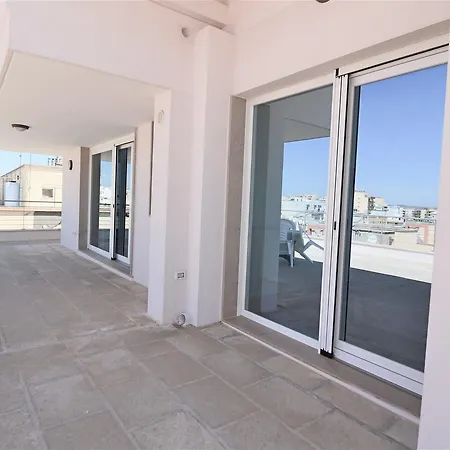 Attico Alieni Panoramico A Holiday home