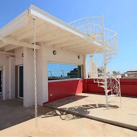 Attico Alieni Panoramico A *